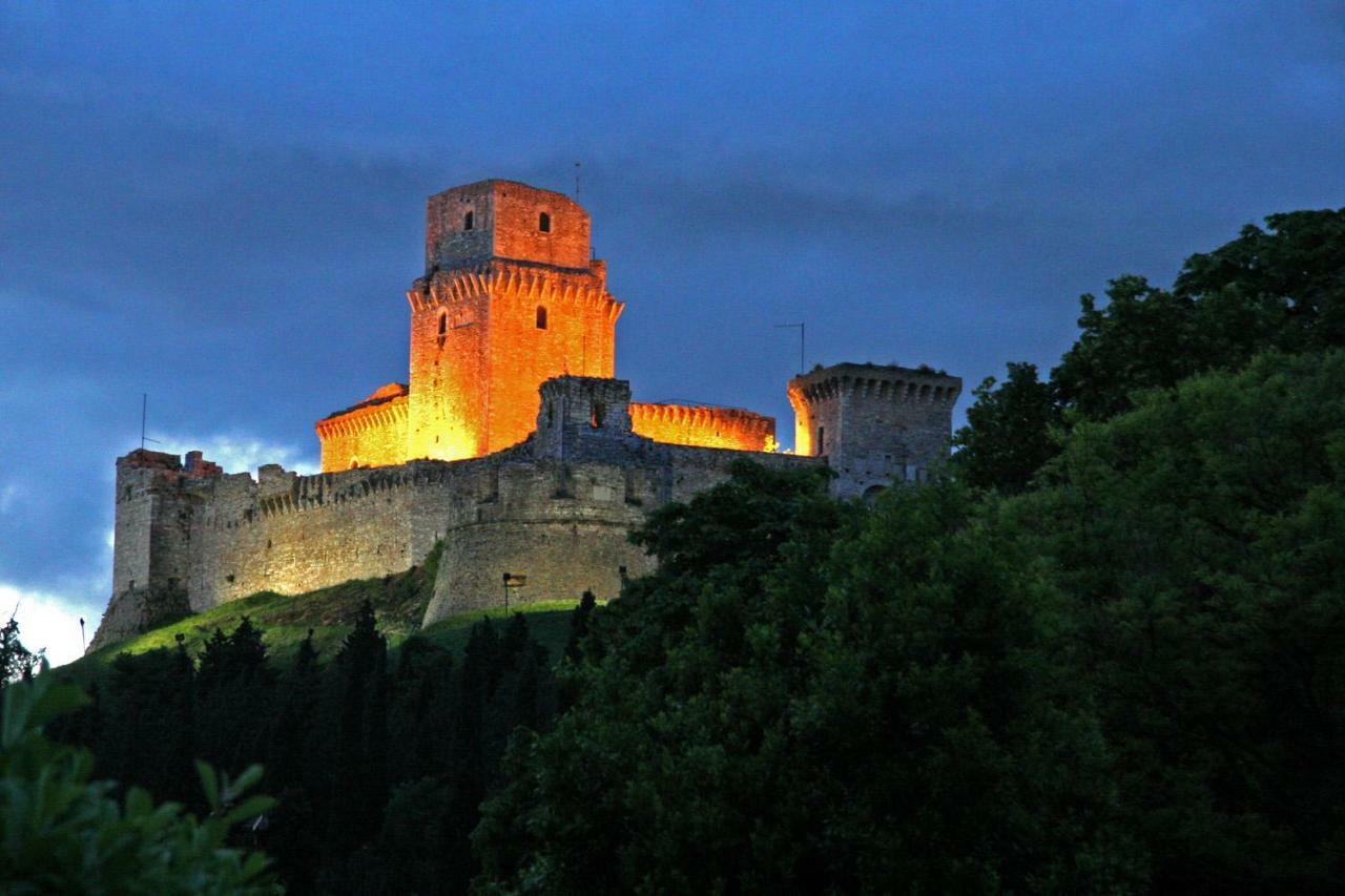 Il Turrione "App. Santa Chiara" Apartamento Assisi Exterior foto