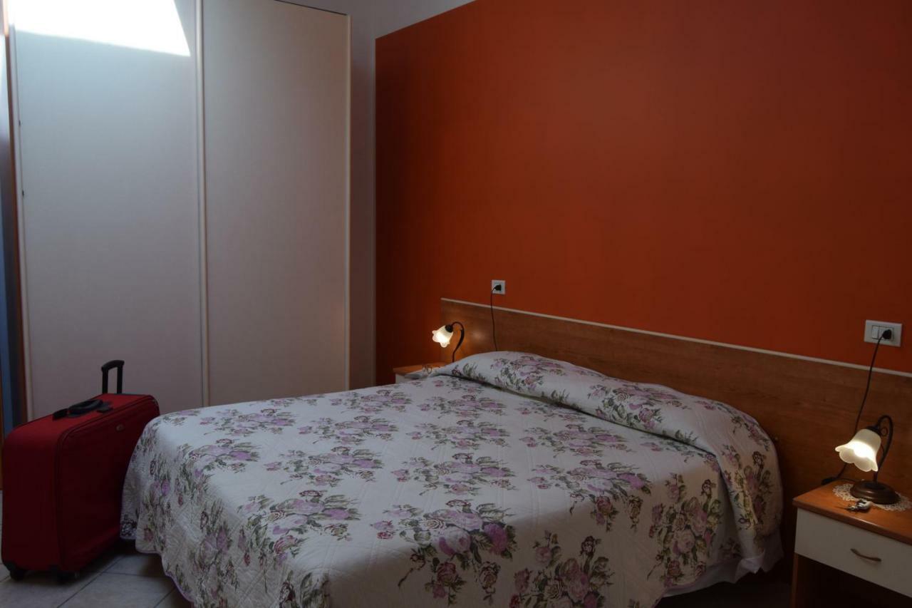 Il Turrione "App. Santa Chiara" Apartamento Assisi Exterior foto
